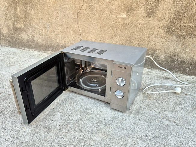 horno microondas inox 30x46x38 1u